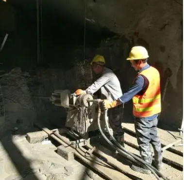 长宁水下抗分散灌浆料特点 水下不分散注浆料介绍